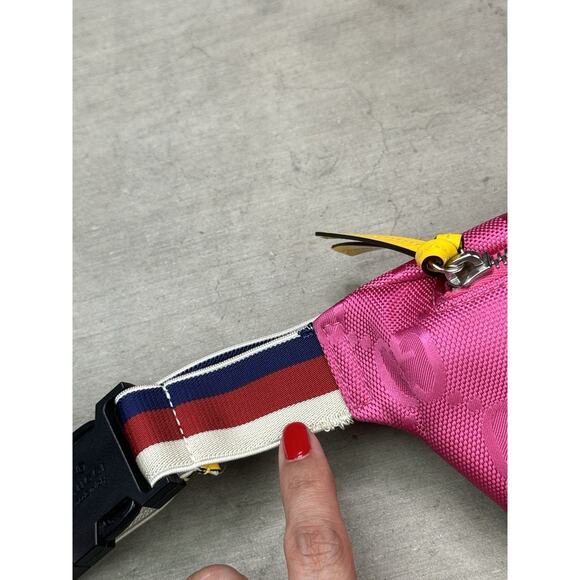 Gucci Childrens Pink Off The Grid GG Logo Belt Bag Fanny Pack - Picture 8 of 16